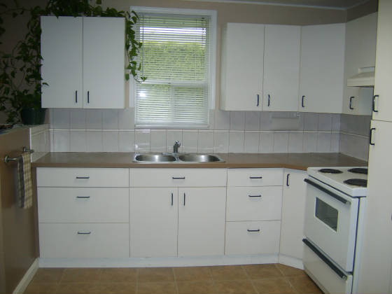 kitchen01.jpg