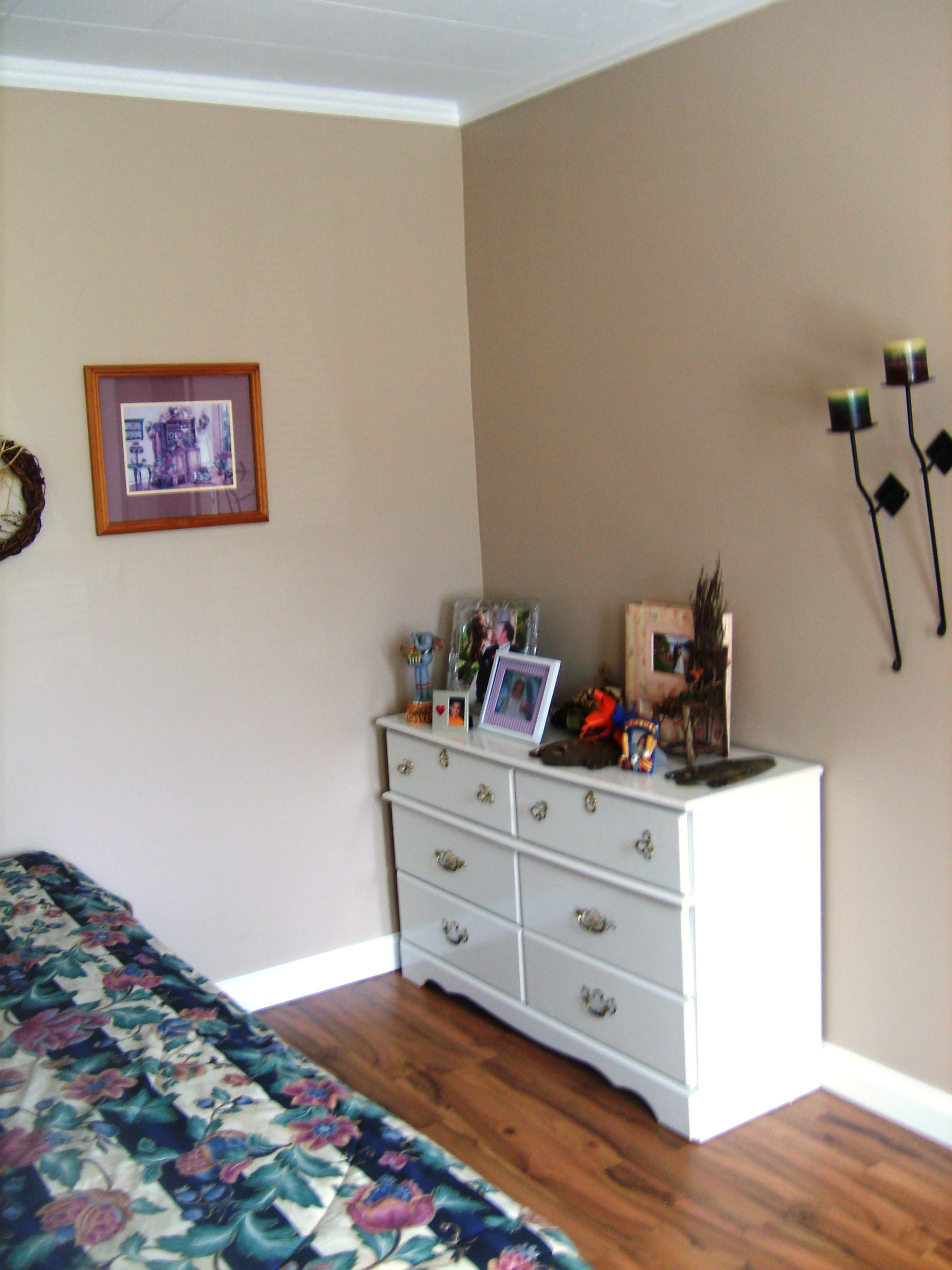 bedroom3bsidecorner.jpg